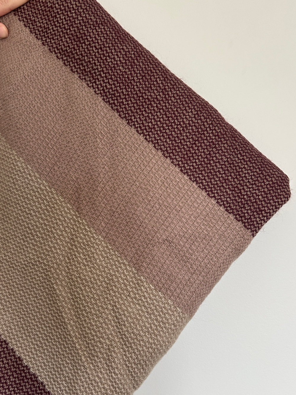 NEW Roots blanket scarf - Picture 5 of 6